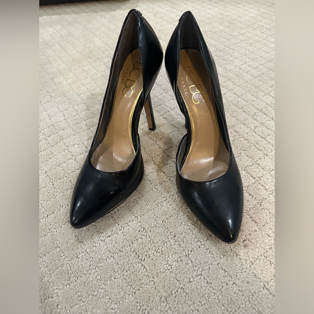 BCBG heels 7.5